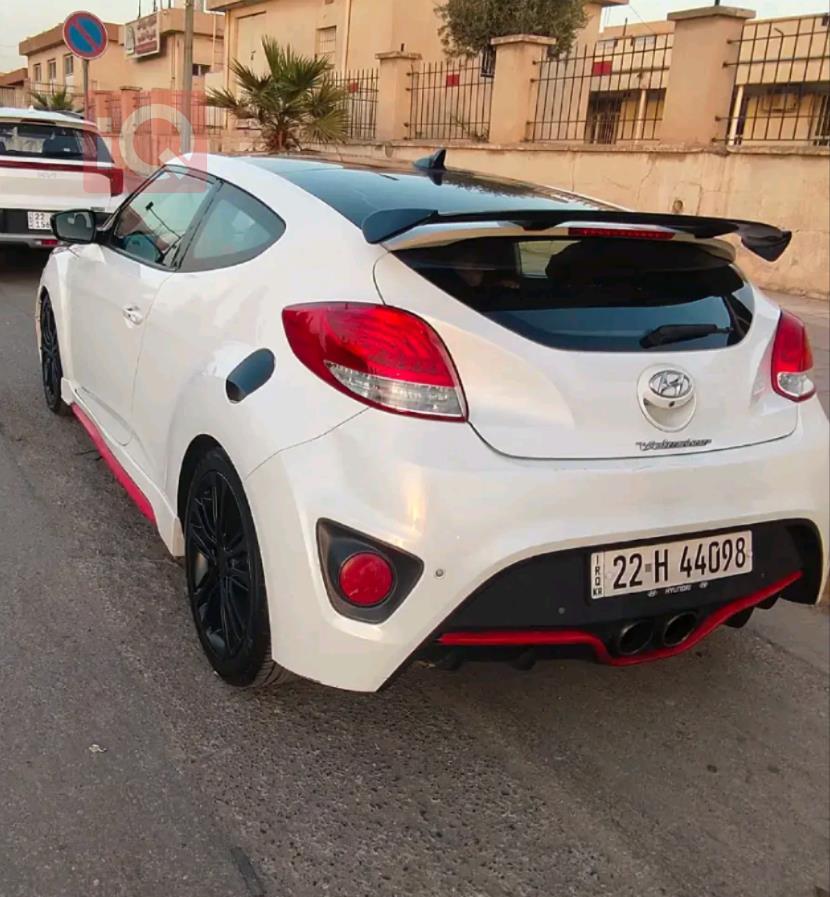 Hyundai Veloster